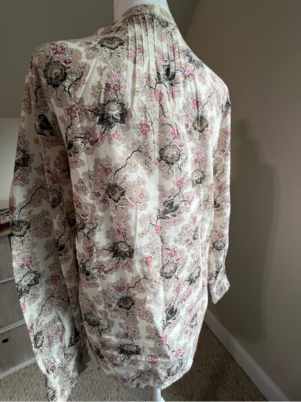 Talbots Printed Tunic Blouse in Cream and Pink - Picture 4 of 10